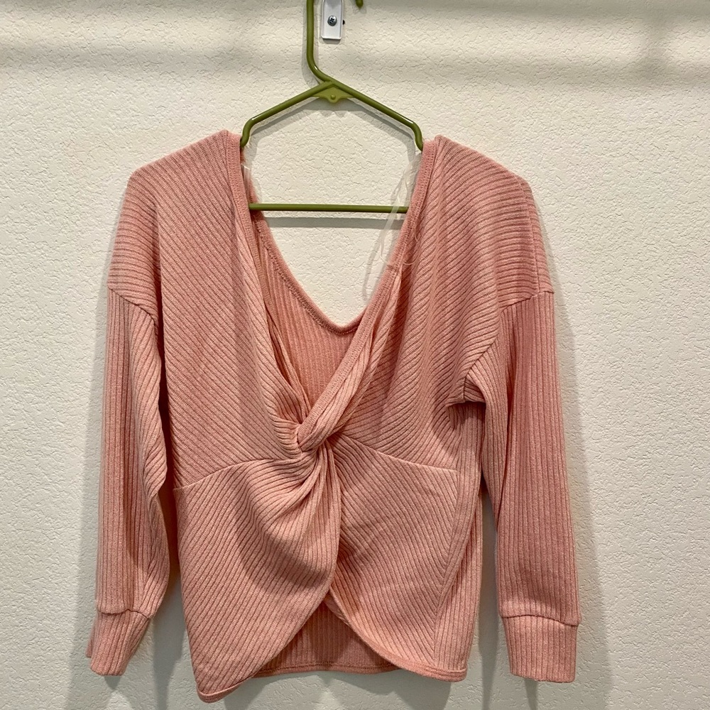 Style Rack Pink Pullover Sweater